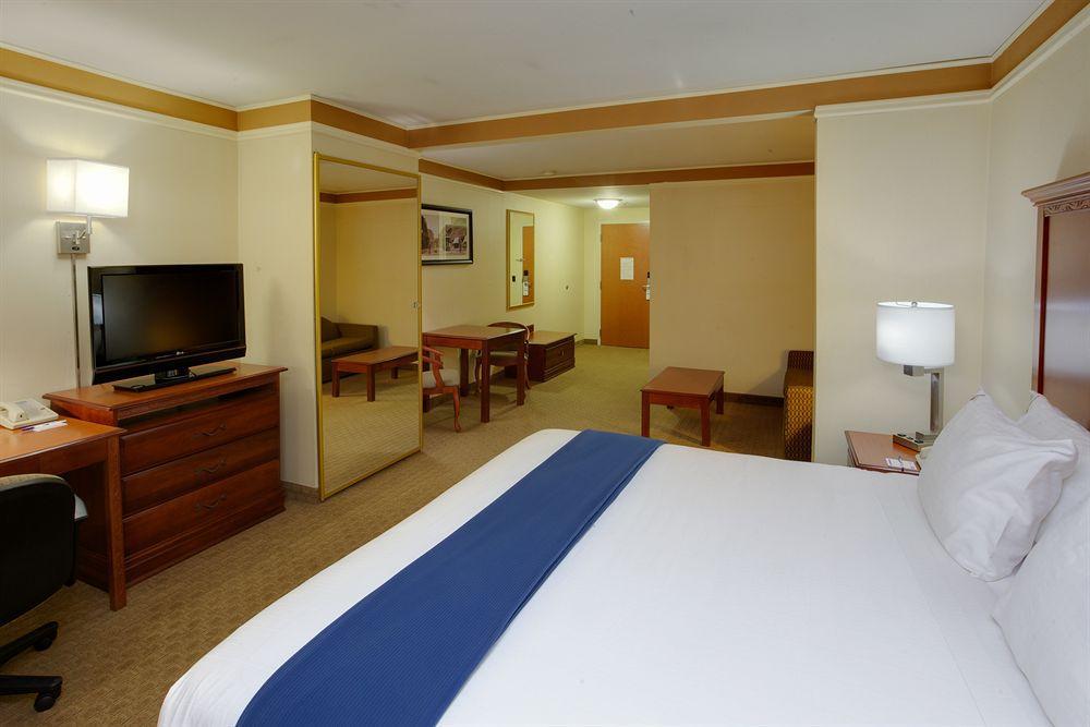 Holiday Inn Express Hotel & Suites Brattleboro By Ihg Luaran gambar
