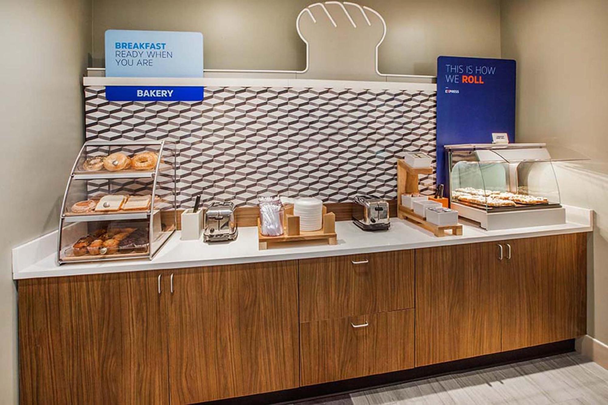 Holiday Inn Express Hotel & Suites Brattleboro By Ihg Luaran gambar