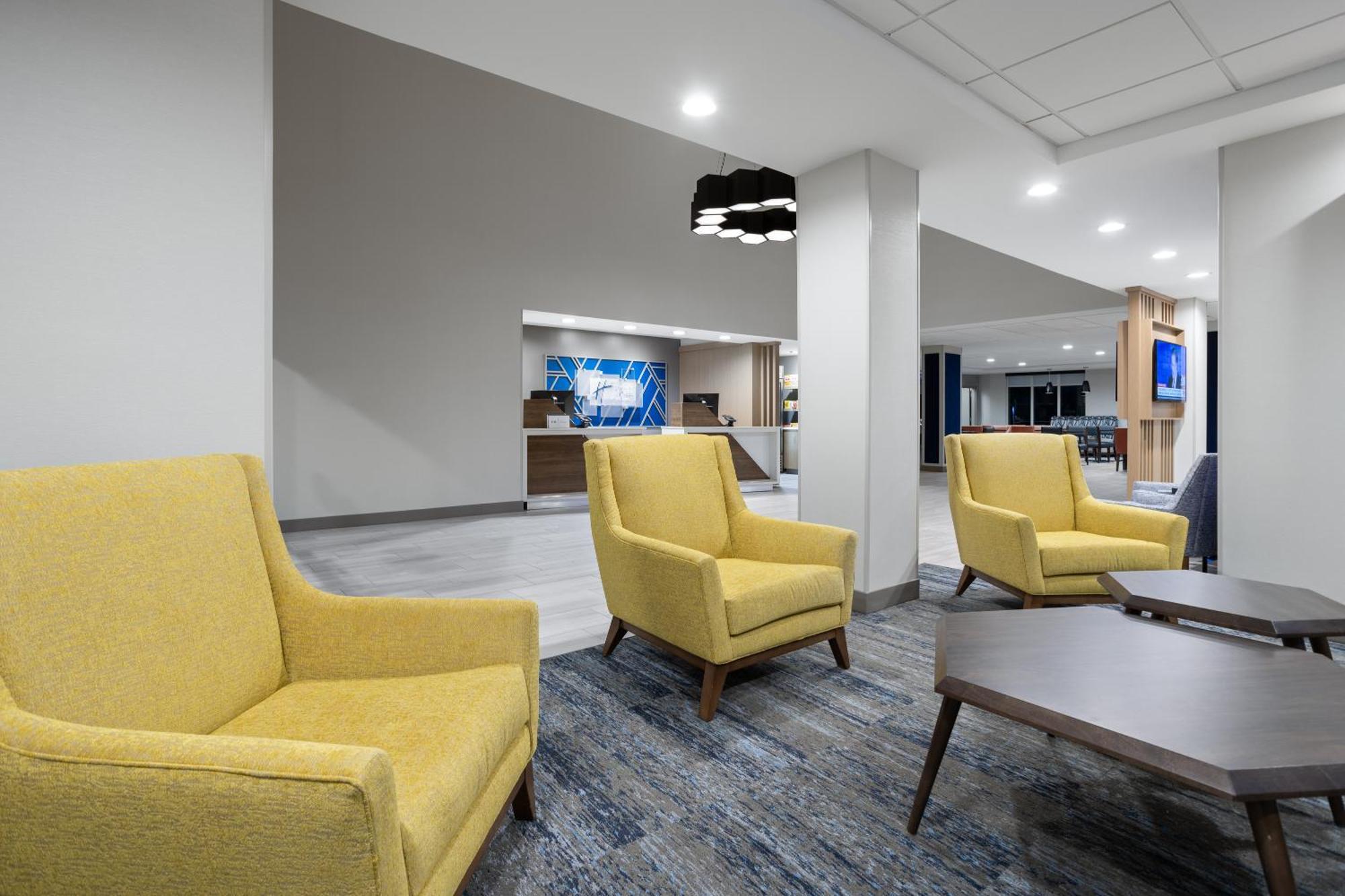 Holiday Inn Express Hotel & Suites Brattleboro By Ihg Luaran gambar