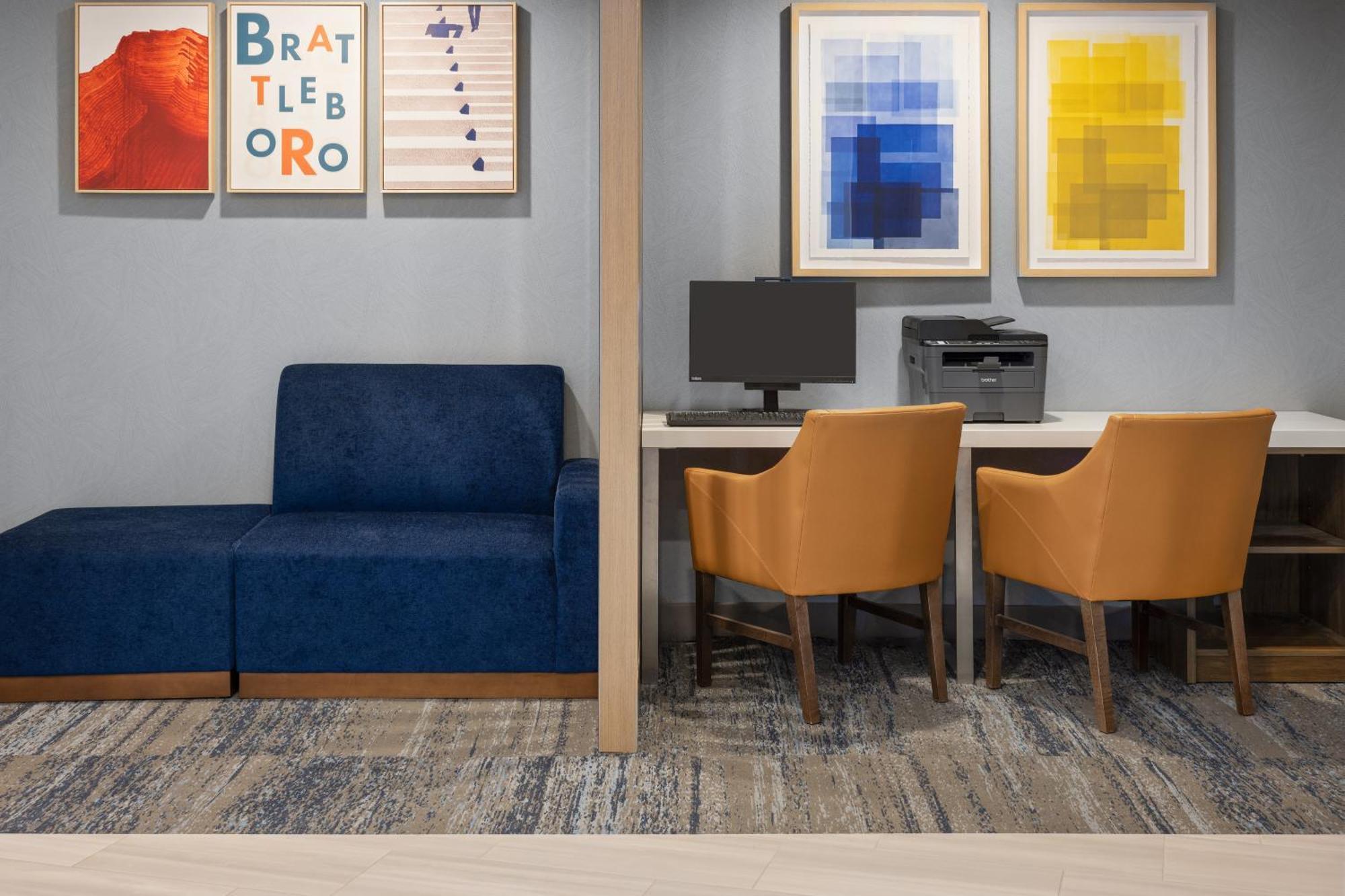 Holiday Inn Express Hotel & Suites Brattleboro By Ihg Luaran gambar